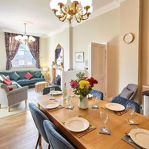 Host & - The Old Chapel , Whitby United Kingdom