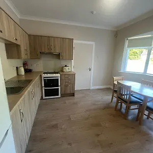 Apartamento Yeats Self Catering And Bar, Galway
