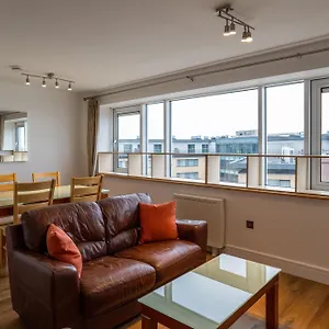 Apartamento Geata Na Cathrach - Lakeside, Galway