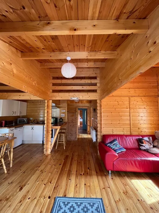 Red Robin Nest Apartment Galway Ireland